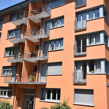 Stylish In - Crown 11 Zúrich