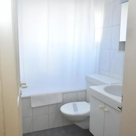 Stylish In - Crown 11 *