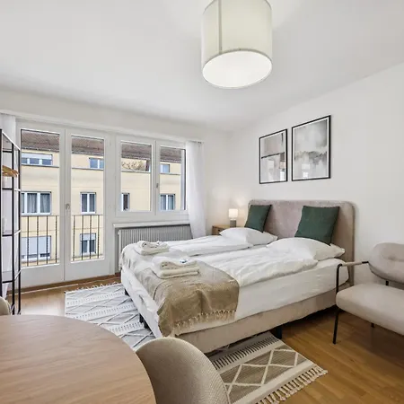 Apartment Stylish In - Crown 11 *